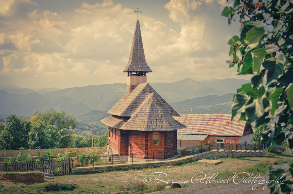 vancouver wedding photographer - romania- travels-41